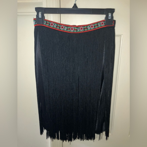 Sherri Hill 0 Beaded Embellished Two Piece Set Halter Top & Fringe Skirt Zip - Picture 6 of 8